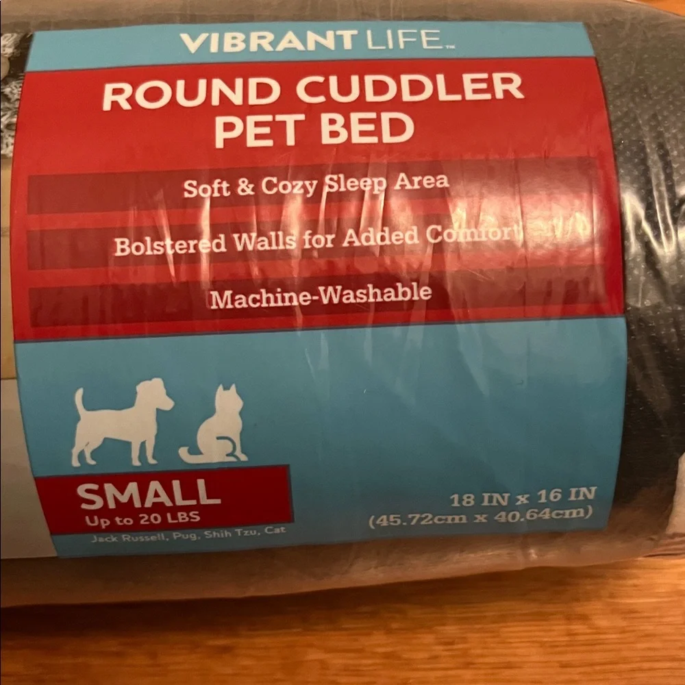 Vibrant Life Round Cuddler Pet Bed - Black & White Plaid - NEW